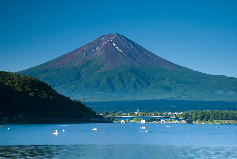 ひどいよ富士登山…混雑、マナー、ゴミ散乱！世界遺産取り消されないために入山規制が必要？