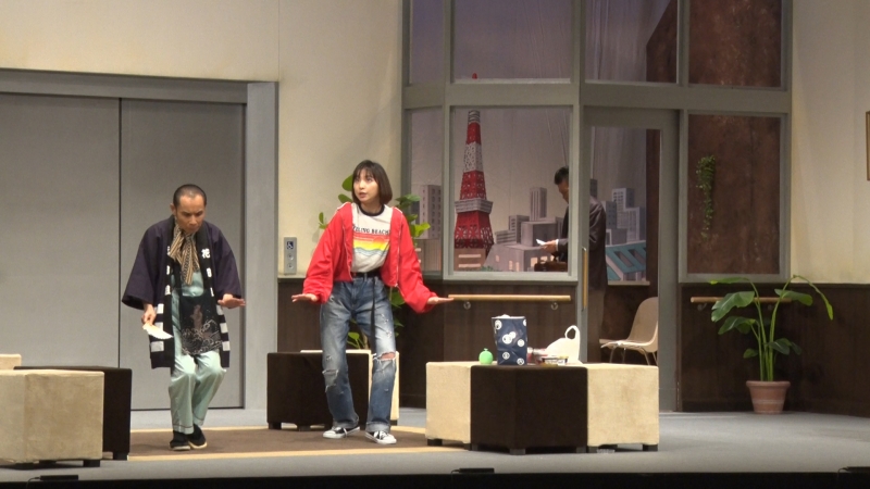 【舞台『笑う巨塔』ゲネプロ】篠田麻里子、片岡鶴太郎と共演‼