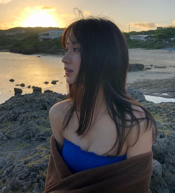 モデル・岡崎紗絵（23）、神がかった可愛さと笑顔に多くのファンから称賛の声！