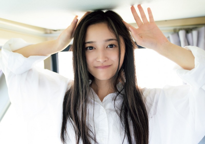 雑誌「グラビアチャンピオン」で乃木坂46・井上和を大特集！裏表紙には